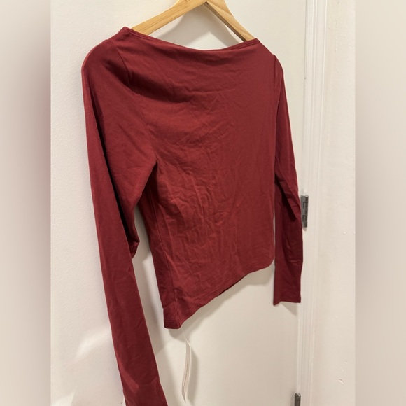 NWT reformation Wiley top in Chianti - size XS - Picture 5 of 5